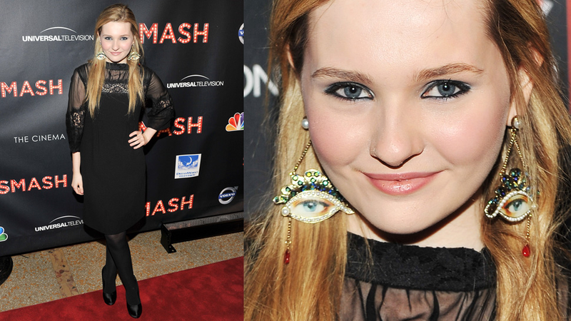 Illustration for article titled Fragmented Fashion at the Smash Premiere